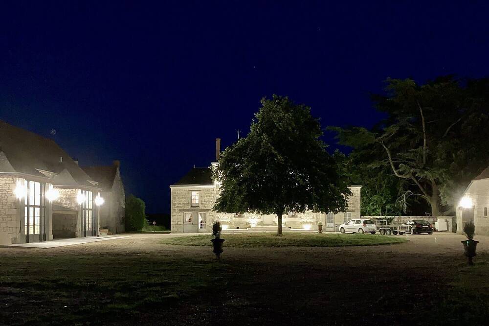 Domaine de La Retardière ****, heated swimming pool in Sepmes, Loches region