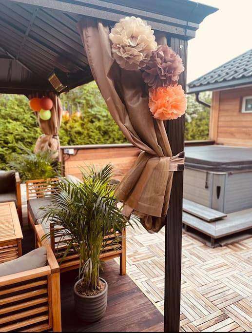 Villa für 10 Personen, mit Garten und Sauna sowie Whirlpool - 1