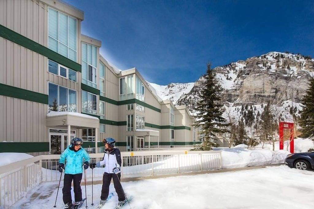 Ganze Wohnung, Ski in / Ski out Malerische Wohnanlage mit Kamin und Blick auf die Berge in Alta (UT), Uinta Wasatch Cache National Forest