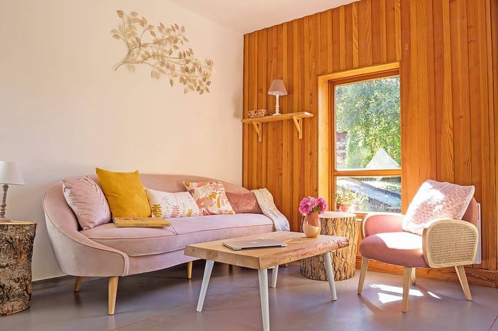Gîte pour 4 personnes, avec Jacuzzi et Sauna à Alzon