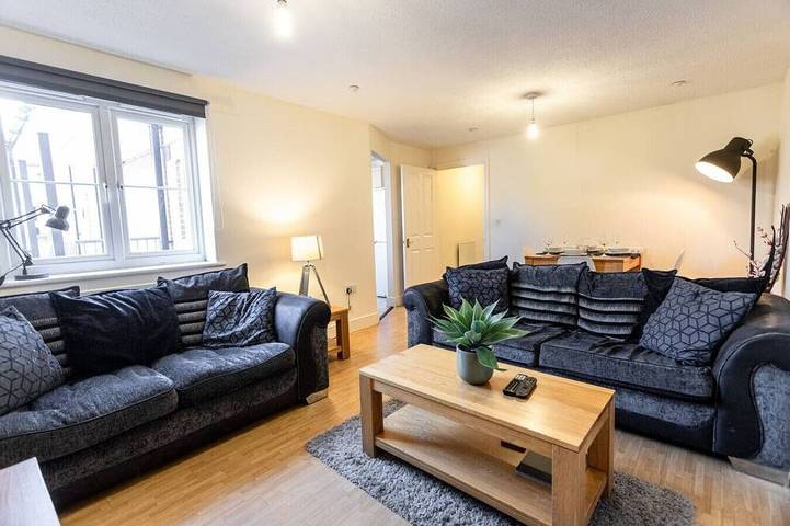 Apartment for 4 people, with pets in Swindon