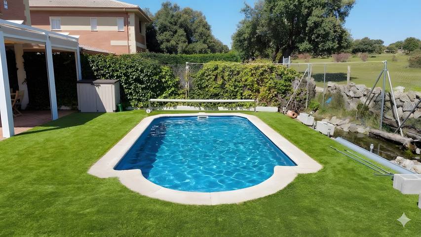 Casa de vacaciones para 9 personas, con balcón y jardín, Se admiten mascotas en Provincia de Segovia