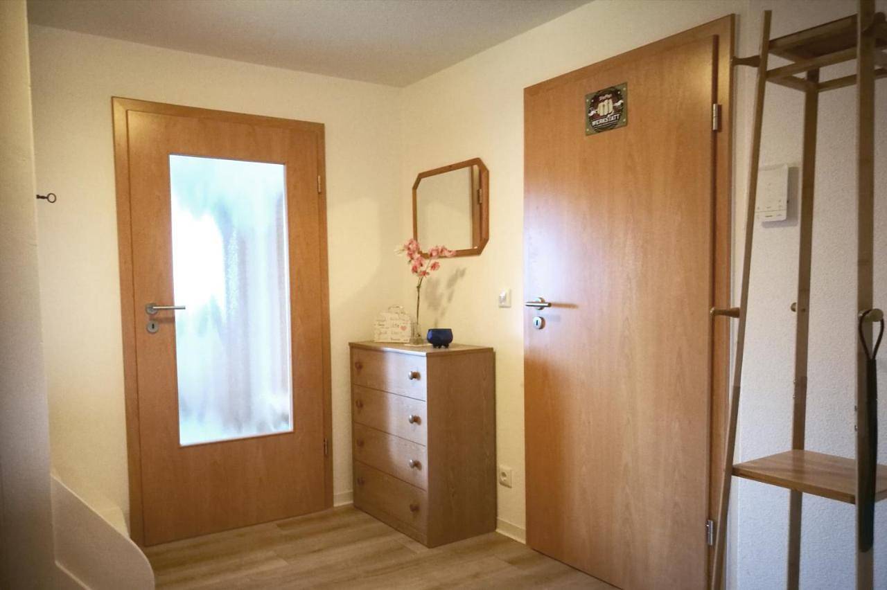 Ganze Wohnung, Two-Bedroom Apartment in Lauter-Bernsbach, Erzgebirge