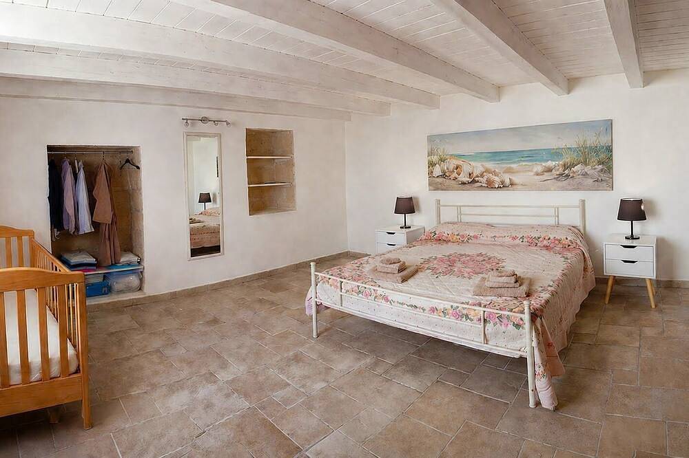 Family-friendly house with stone vaulted ceilings • private outdoor spaces in Melendugno, Provincia di Lecce