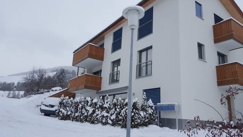 Ganze Ferienwohnung, Ferienwohnung Chasa Scandella - Chasa Scandella - 3 1/2 Zimmer Wohnung, 100m2 in Sent, Unterengadin