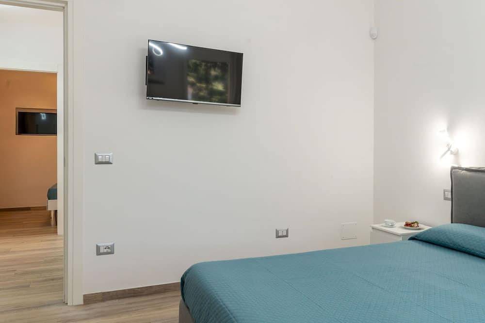 Beautiful private villa for 8 people with A/C, Wifi, Tv and patio in Castiglione della Pescaia, Grosseto Province