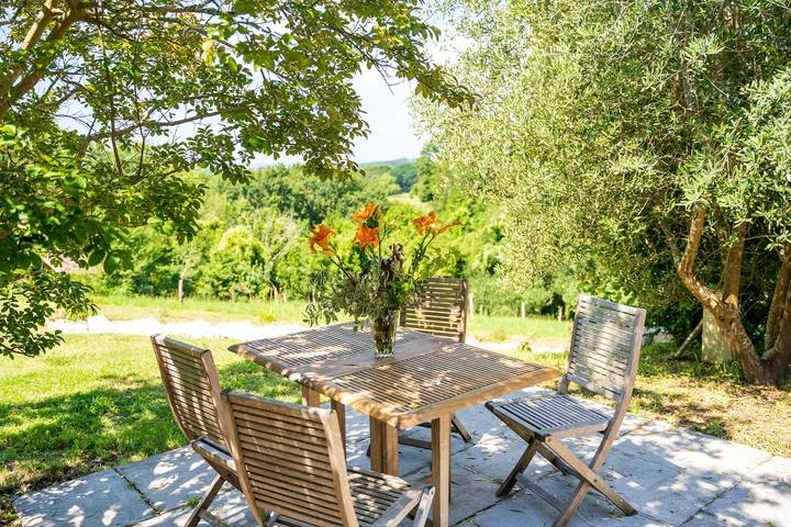 Ferienhaus 'Dependance mit Whirlpool', Terrasse, Garten & Wlan in Arcangues, Bayonne und Umgebung