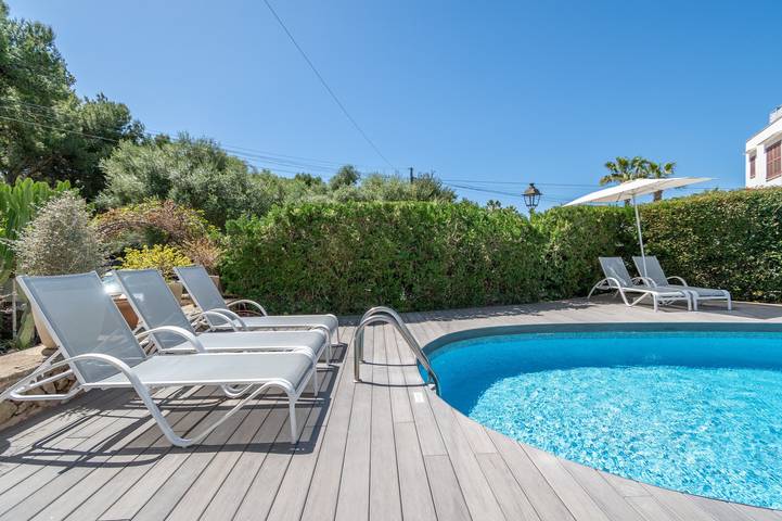 Entire apartment, 1-Bedroom Apartment 'G' with Sofa Bed, Shared Pool, Wi-Fi & Air Conditioning in Cala Serena, Felanitx