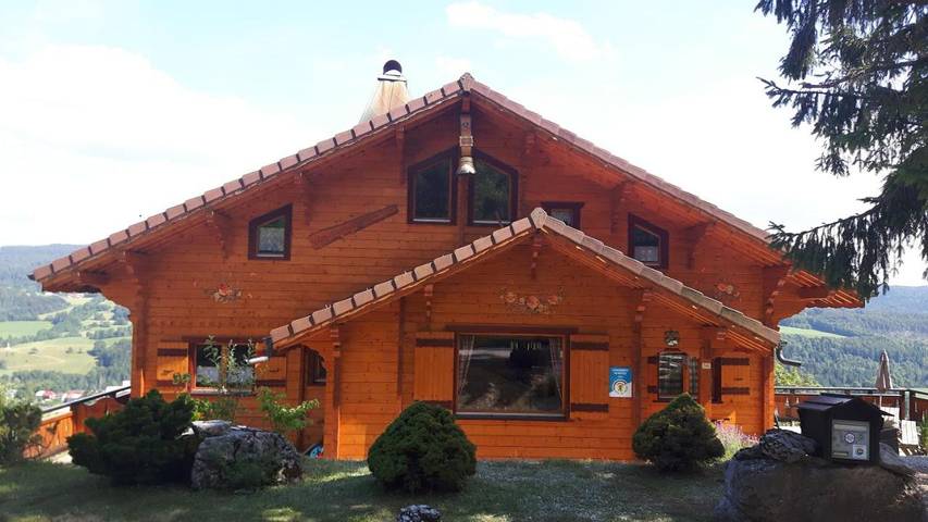 Casa rural para 15 personas, con terraza - 1