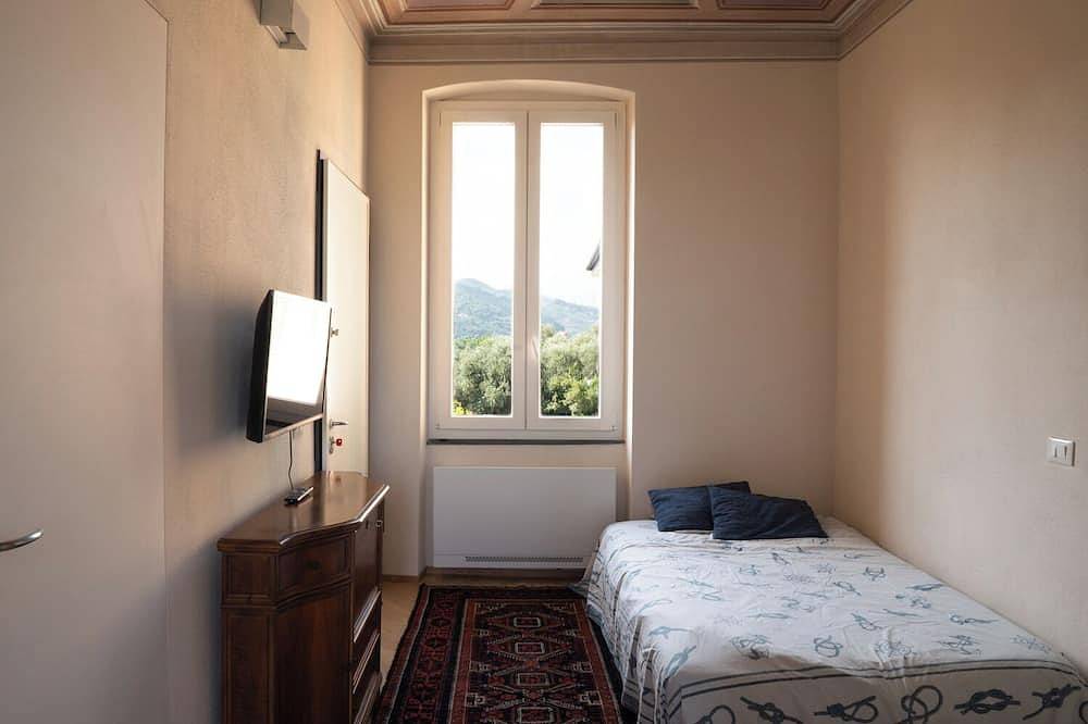 Luxury Seaview apartment in restored villa just minutes from the sea in Lavagna, Lavagna Gemeinde