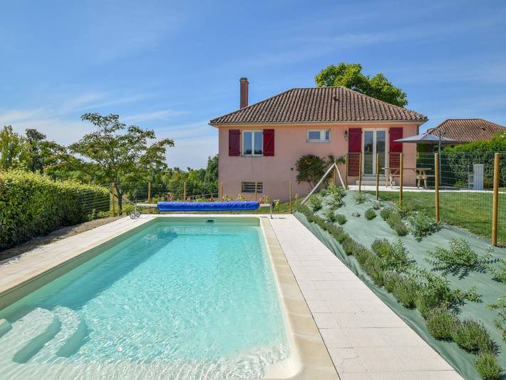 Location de vacances pour 6 personnes, avec piscine et jardin, animaux acceptés à Saint-Médard-d'Excideuil - 2