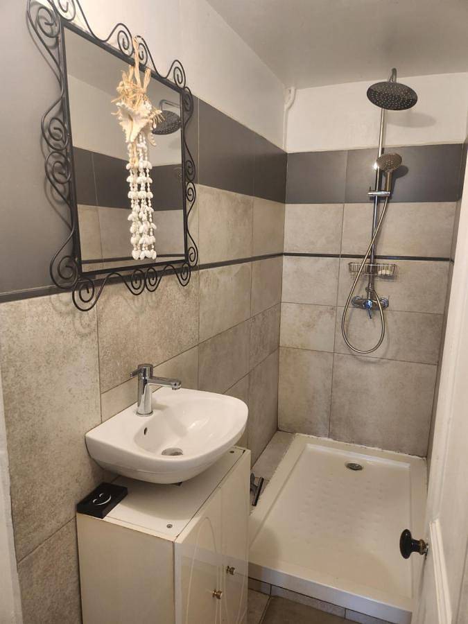 Gîte pour 2 personnes, avec vue et jardin, animaux acceptés à Voreppe - 4