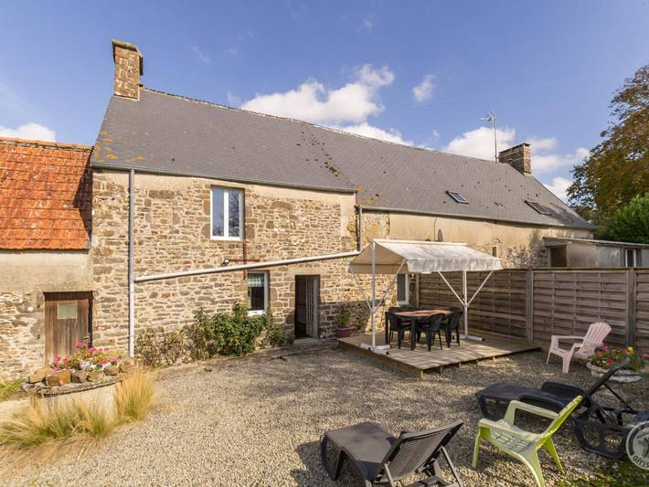 Gîte pour 6 personnes, avec jardin à Le Mesnil