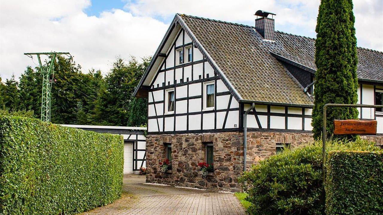Apartamento vacacional entero, Ferienwohnung für 2 Personen (55 m²) in Monschau in Monschau, Naturpark Hohes Venn-Eifel