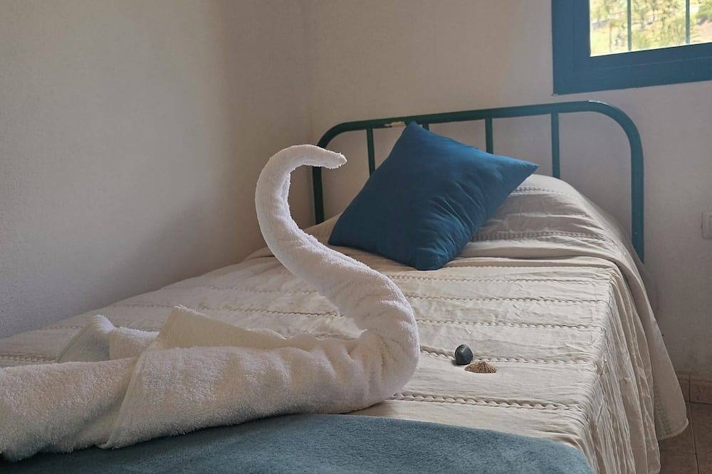 Rustic House Sea Views & Minibar in Vallehermoso, La Gomera