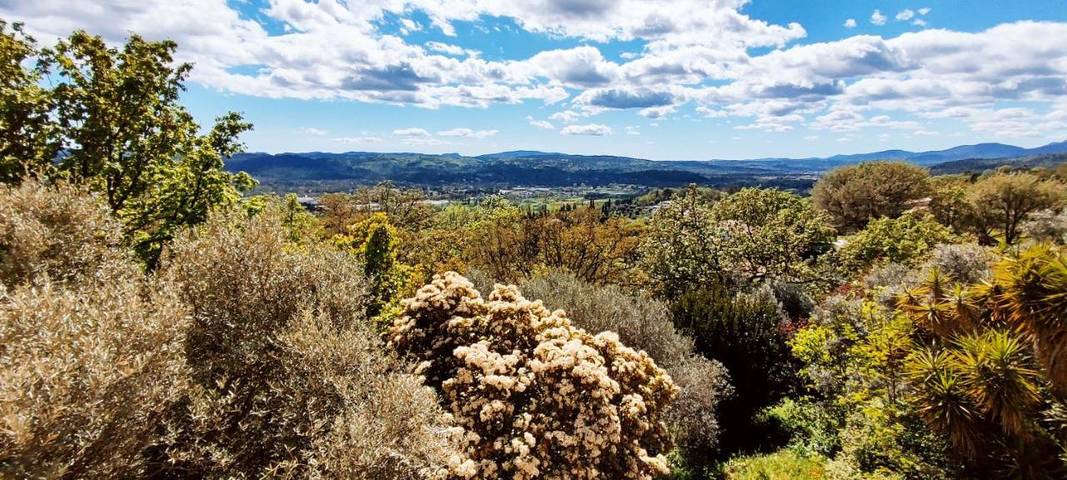 Appartement de vacances pour 4 personnes, avec jardin et vue