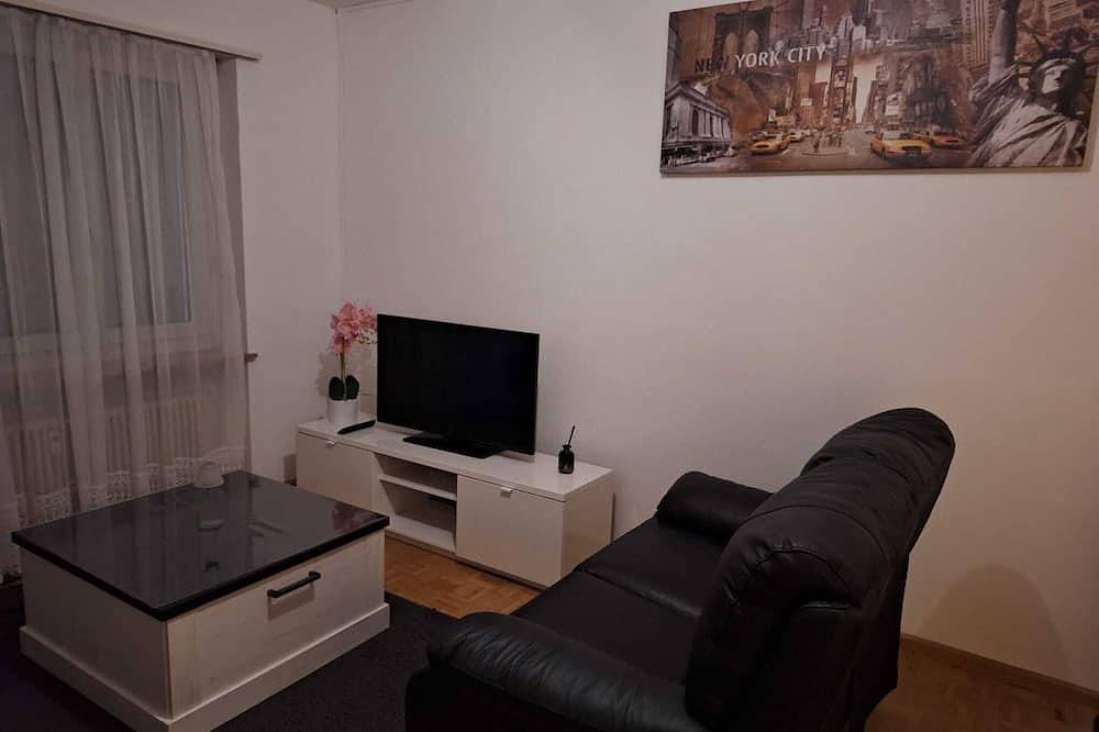 Appartamento intero, 3-room apartment in a trendy neighborhood in Basilea, Aargau-Basel