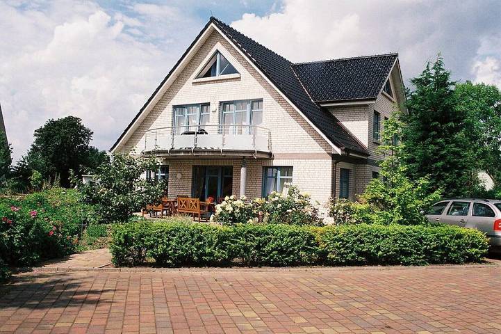 Ferienwohnung für 4 Personen, mit Terrasse und Garten sowie Sauna in Sauzin - 3