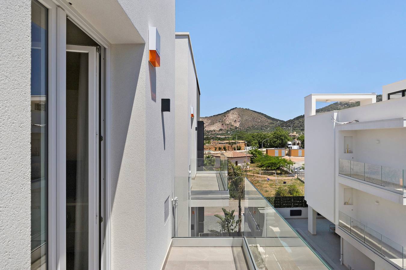 Entire apartment, Etesia Apartment with Balcony, Wi-Fi and Air Conditioning in Santa Flavia, Palermo Province
