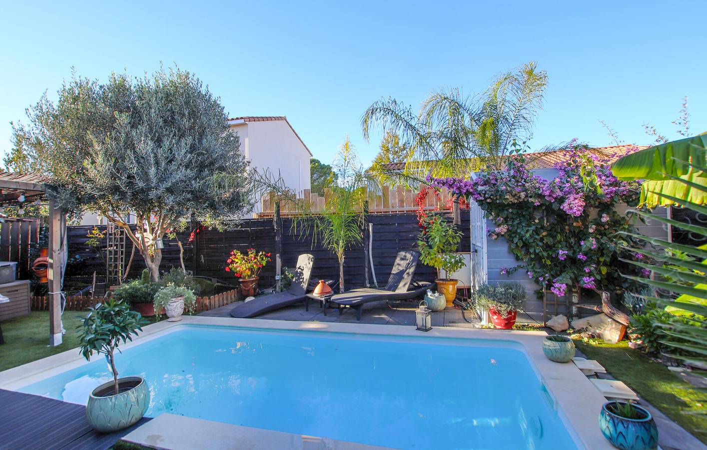 Moderne Wohnung mit Pool und Parkplatz in der Nähe von Boisseron in Sommières, Nimes und Umgebung