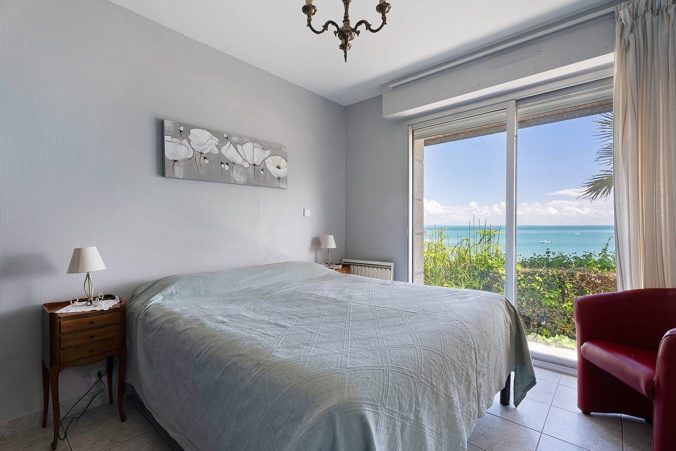 Außergewöhnliches Ferienhaus mit Meerblick und direktem Zugang zum Strand in Cancale in Cancale, Mont-Saint-Michel-Bucht