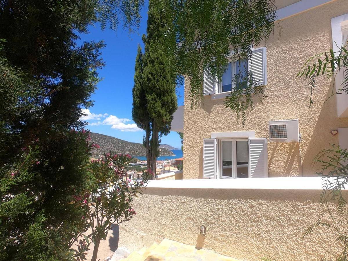 Ganze Wohnung, Deluxe Studio with Terrace and Sea View in Ermioni, Argolis