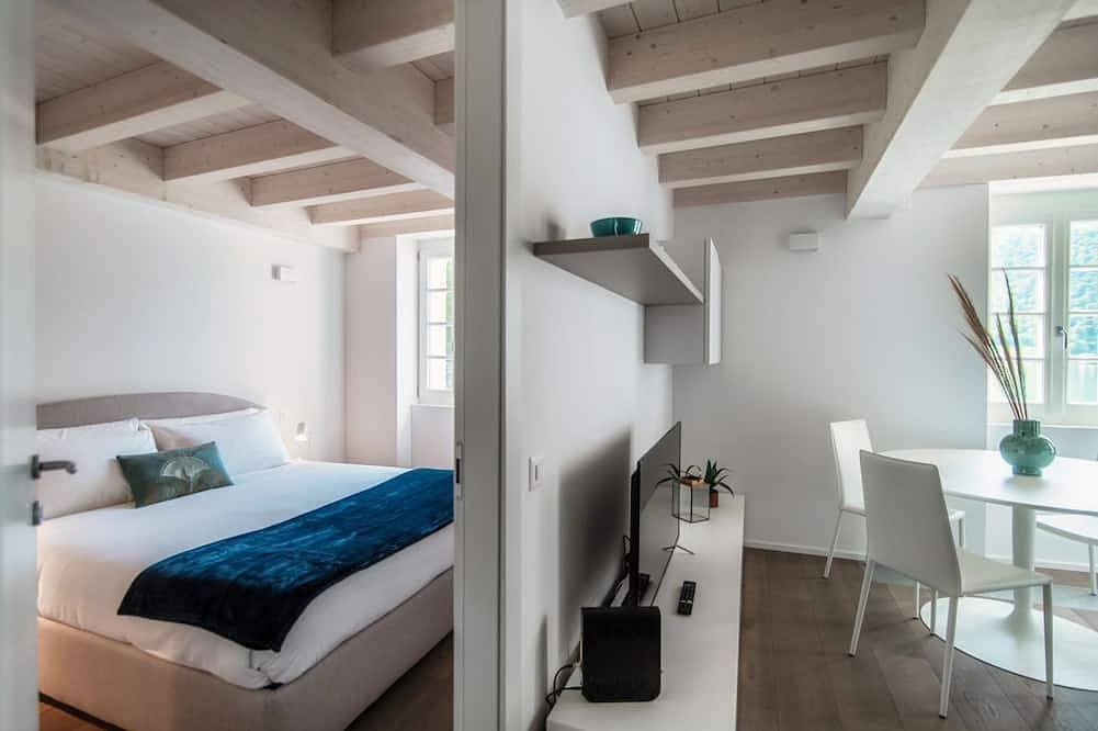 Ganze Wohnung, Modernes Apartment mit Seeblick in Morcote (Il Balcone sul Lago) in Morcote, Luganersee
