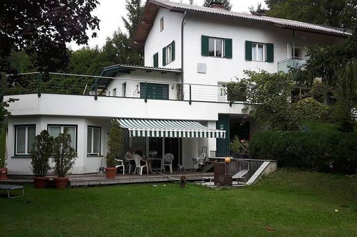 Ferienwohnung für 5 Personen, mit Sauna und Garten sowie Terrasse, mit Haustier