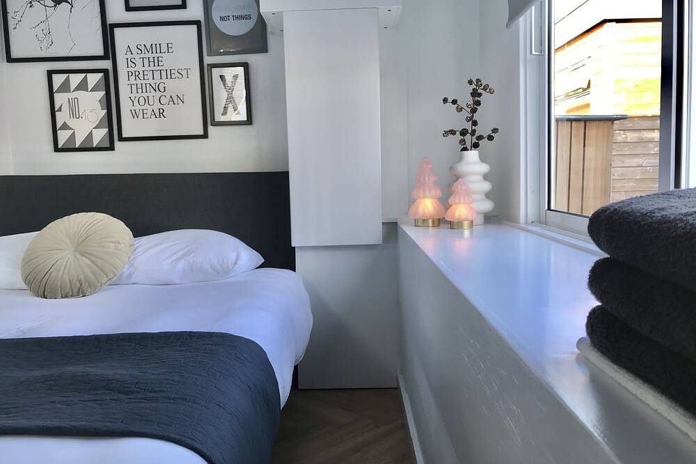 Quiet waterloft near Amsterdam and Schiphol in Aalsmeer, Groene Hart