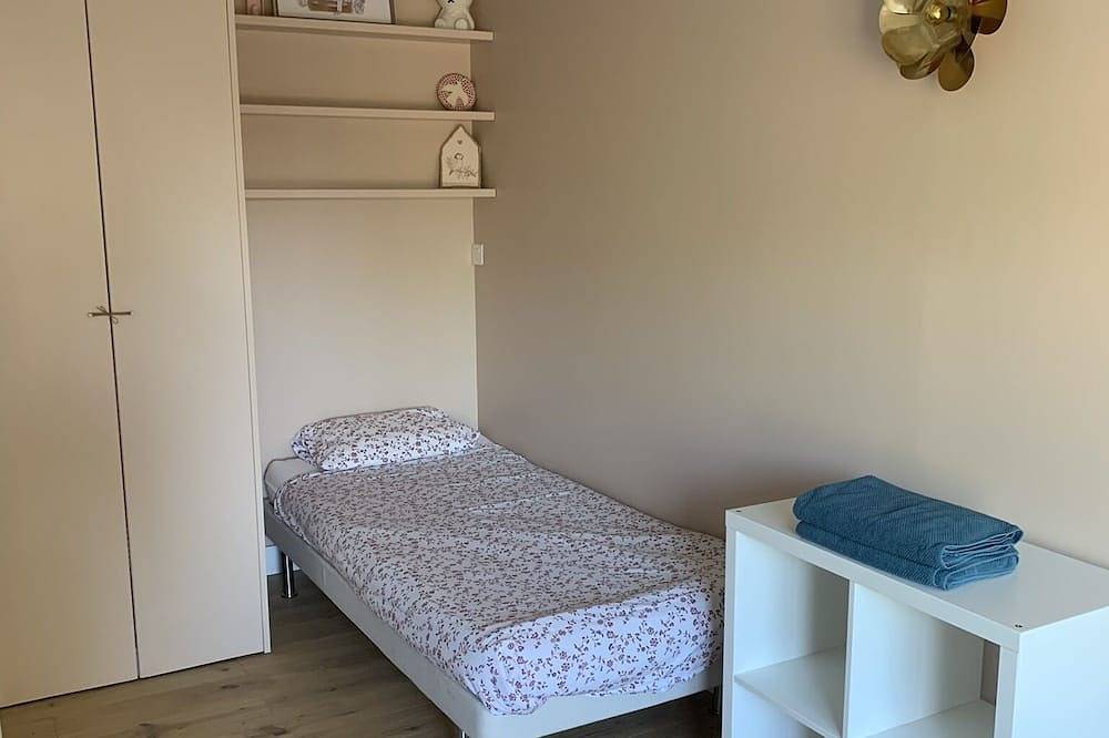 Maison familiale dans Bordeaux avec grand jardin et piscine in Caudéran (Bordeaux), Bordeaux