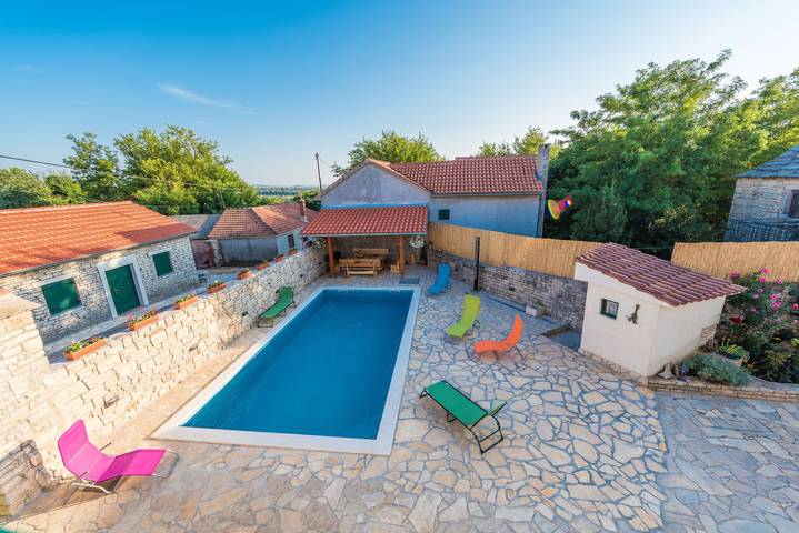 Villa für 10 Personen, mit Balkon und Terrasse sowie Garten in Zadar - 3