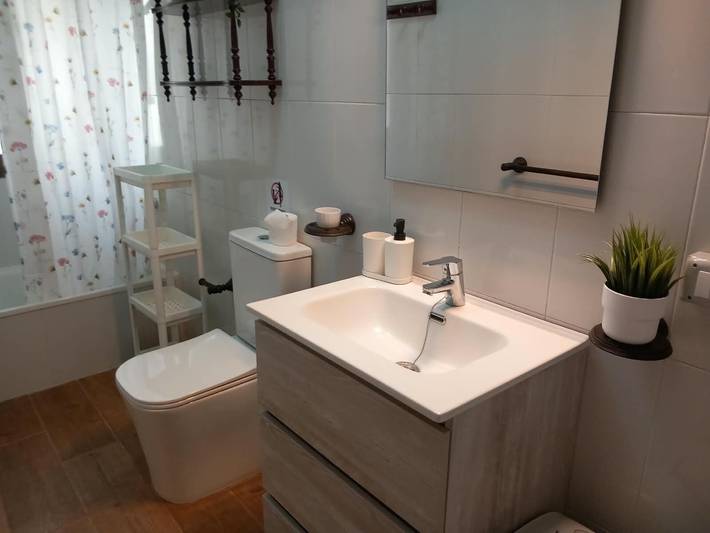 Ganze Wohnung, Ferienwohnung 'Apartamento Brownie' mit Meerblick, privater Terrasse und WLAN in Firgas, Gran Canaria Nord