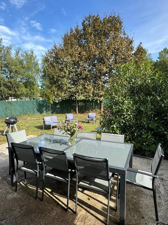 Location de vacances pour 5 personnes, avec jardin et vue à Gauriaguet - 2
