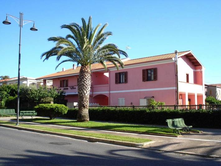 Casa vacanza per 2 persone, con terrazza e panorama, con animali domestici in Carbonia