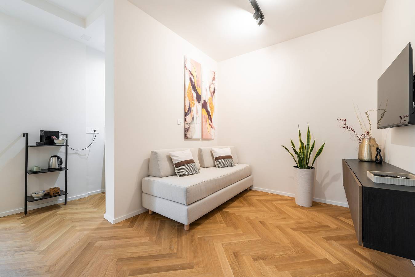 Estudio entero, Monolocale 'Center Suite Cagliari' con Wi-Fi y aire acondicionado in Stampace, Cagliari