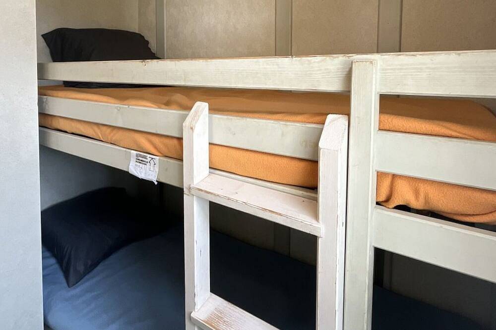Chalet 4 Chambres Pour 8 Personnes in Villecroze, Région de Draguignan