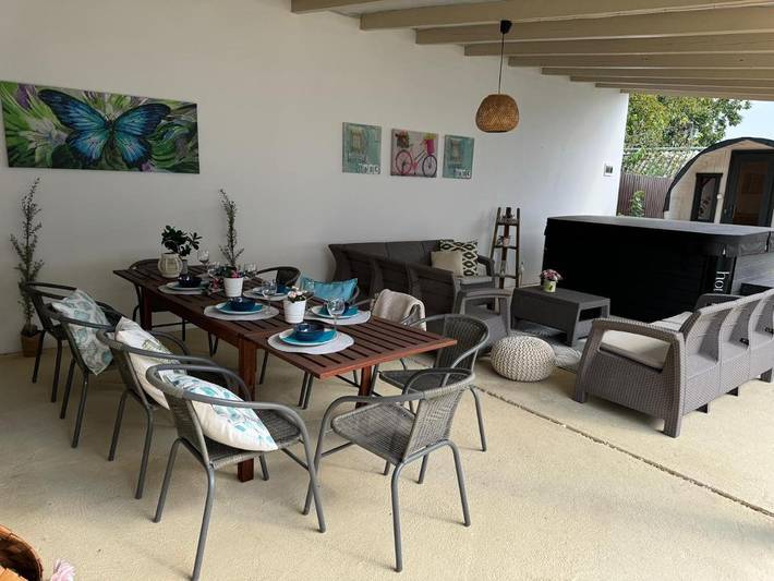 Dom dla 9 osób, z sauna i ogród oraz jacuzzi w Tiszafüred