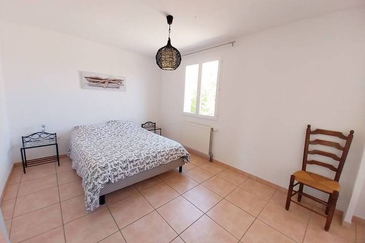 Location de vacances pour 12 personnes, avec terrasse et jardin à Vendémian - 3