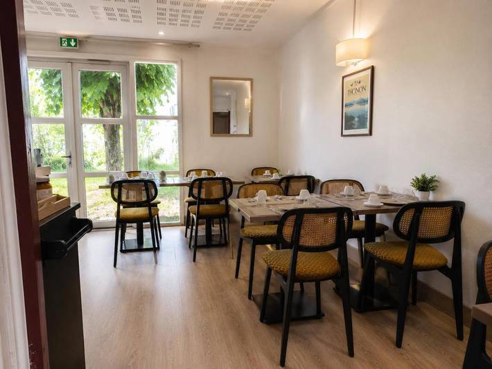 Hôtel pour 3 personnes, avec vue et jardin à Barberey-Saint-Sulpice - 3