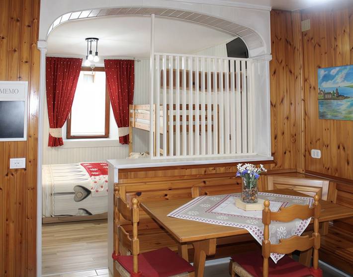 Gîte pour 4 personnes, avec Jardin et Vue à Colere - 3