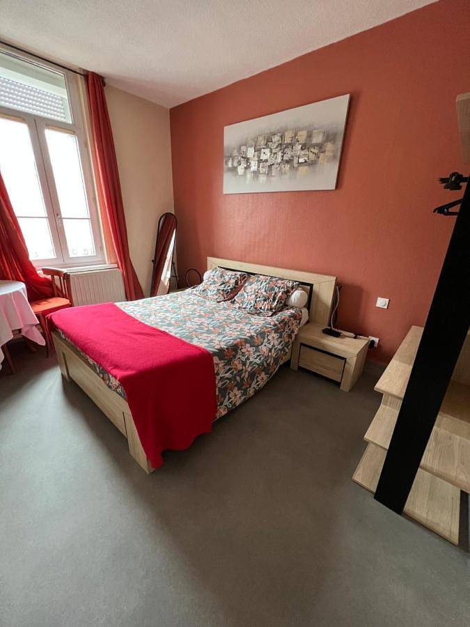 Hôtel pour 2 personnes, avec jardin et terrasse à Guise - 4