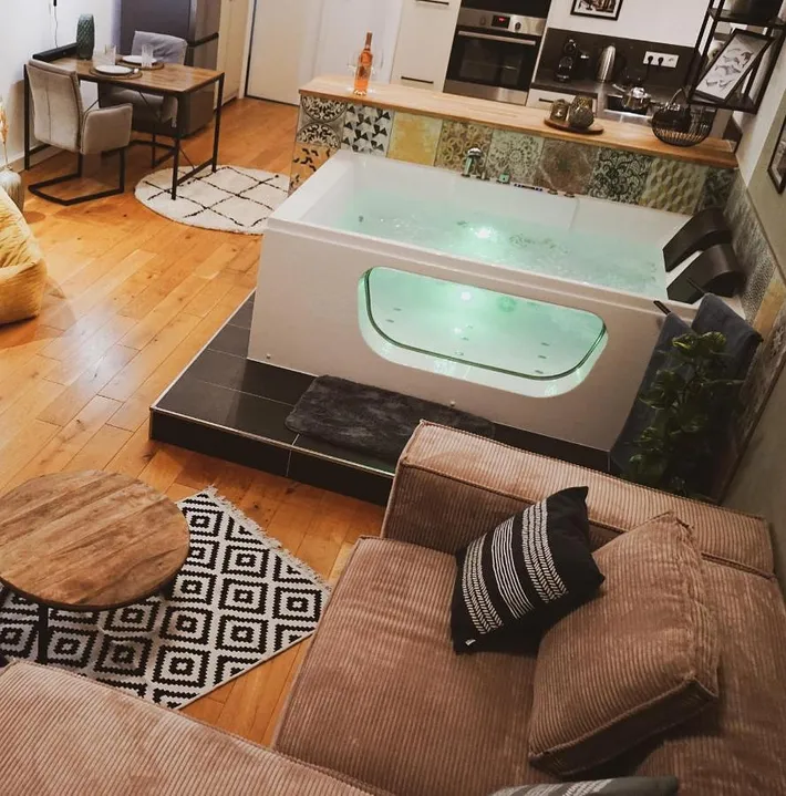 Apartamento de vacaciones para 3 personas, con terraza y jacuzzi - 1