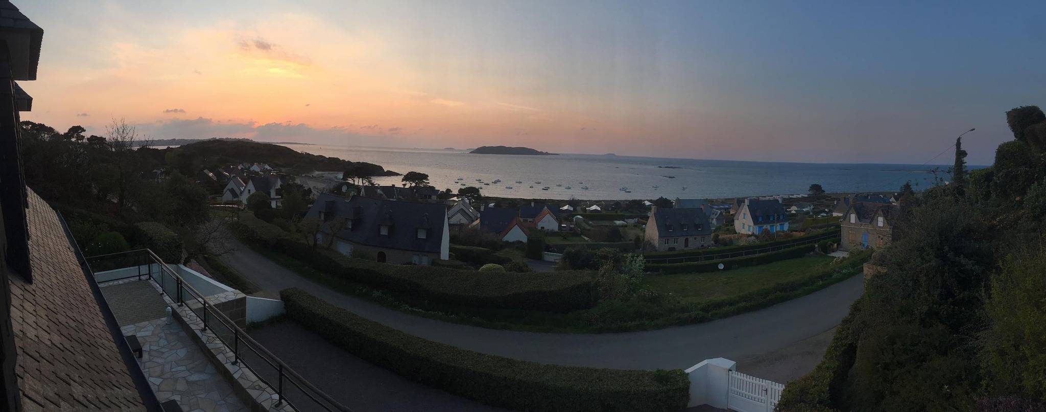 Port l'Epine in Trélévern, Rosa Granitküste