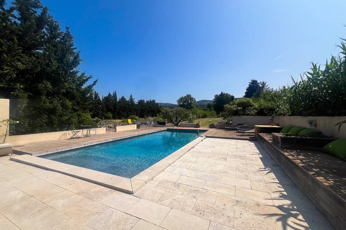 La Belle de Lagnes - piscine privée avec vues in Lagnes, Parc naturel régional du Luberon