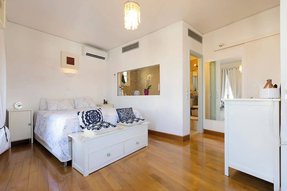 Villa Giasemi - A Beautiful and cosy Villa with swimming pool in Spetses City, Spetses