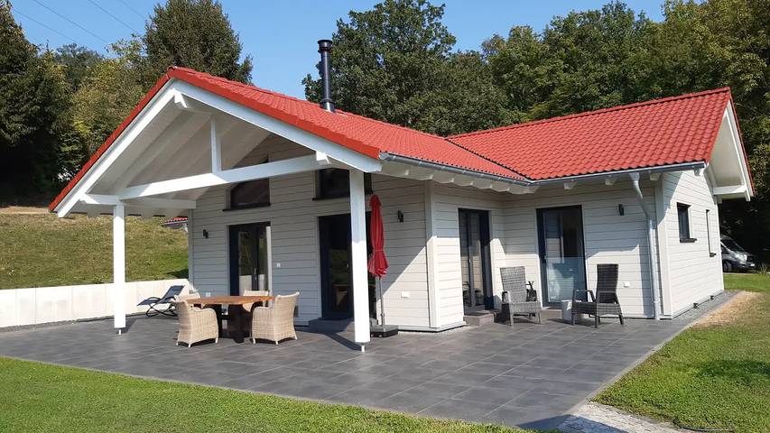 Ferienhaus für 4 Personen, mit Terrasse und Garten sowie Sauna in Heimbach - 3