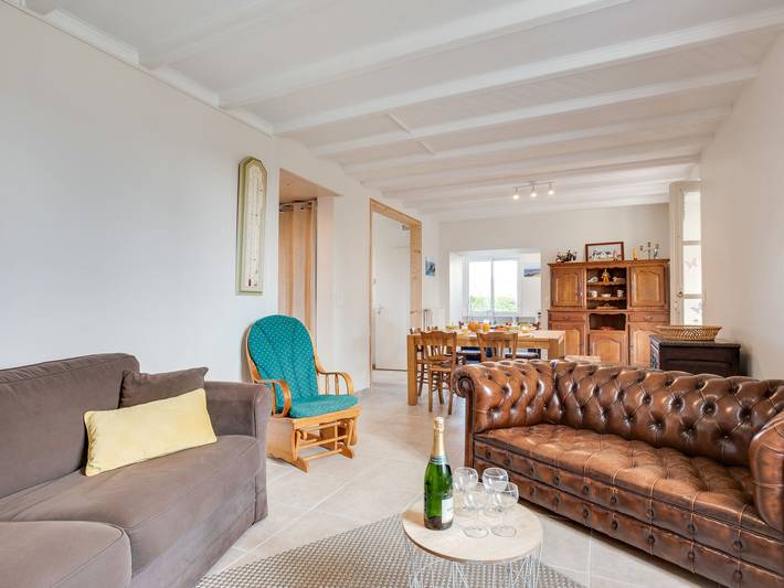 Location de vacances pour 6 personnes, avec jardin et terrasse, animaux acceptés dans Plage de Keraude - 4