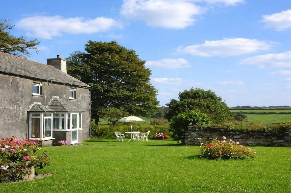 Berghütte in der Nähe von Boscastle mit Parkplatz, kostenlosem Wlan und 6ft Bett in Cornwall