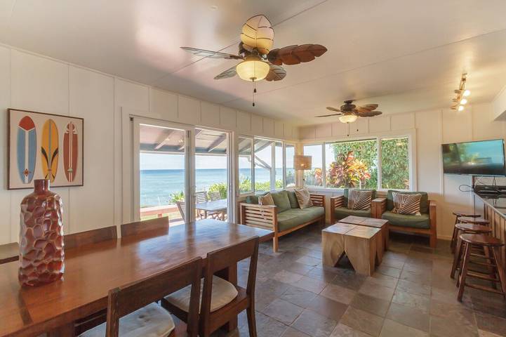 Vacation house for 8 people, with terrace on Oahu