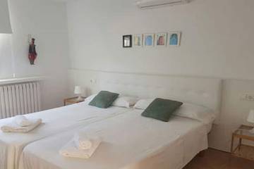 Finca for 8 People in Las Tres Velas, Calvià, Photo 1
